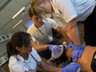 澳门皇家赌城在线大学 Emergency Medical Technician Program